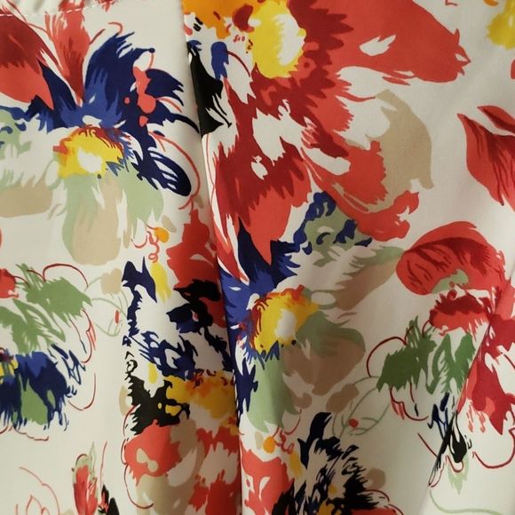 FRANCESCA'S COLLECTION floral blouse - Picture 8 of 8